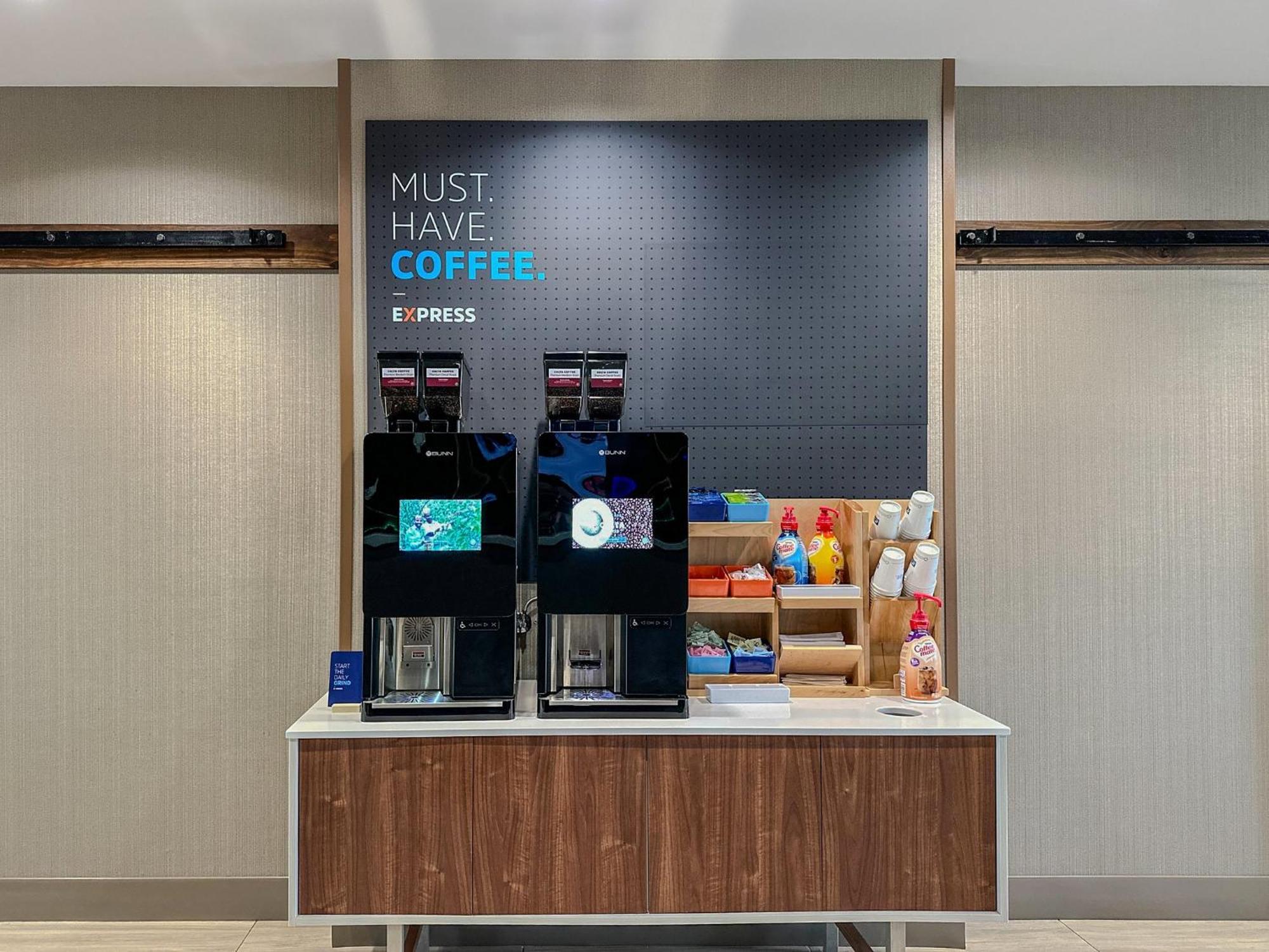 Holiday Inn Express Florence Northeast By Ihg Kültér fotó